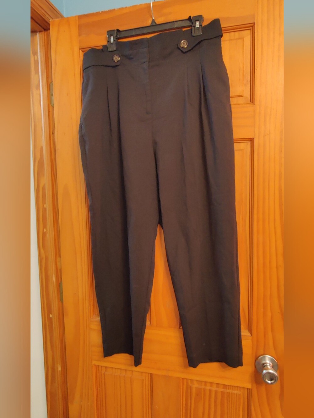 Ann Taylor Black Ruffle Waist Trousers Button Detail Size 14 Women's